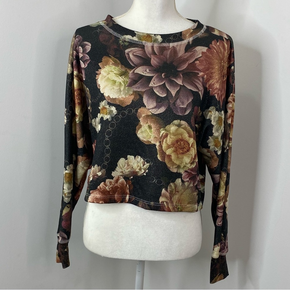 Altar’d State Floral Metallic Long Sleeve Crop Top